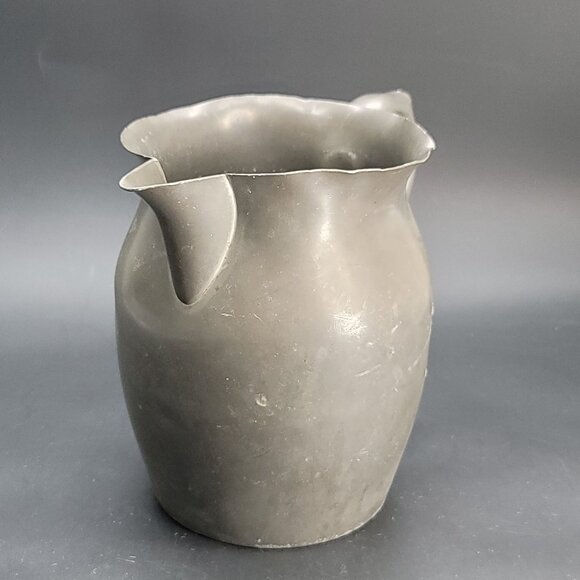 R. H. Macy & Company Pewter Pitcher Vintage Metal Rustic Water Vase CR611 - Picture 4 of 8